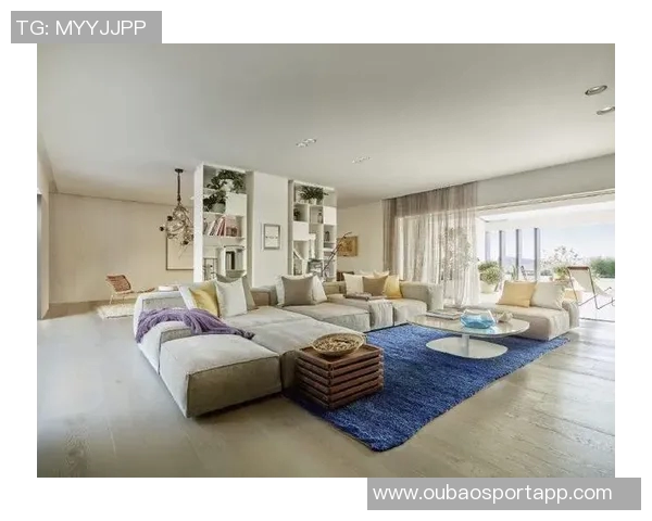 梅西伊比萨岛豪宅因前房主违规扩建面临拆除风险